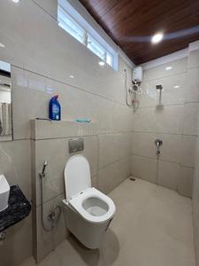 Bathroom Image of 750 Sq.ft 1 BHK Builder Floor for rent in Mahalakshmi Nagar Indore for Rs. 17999