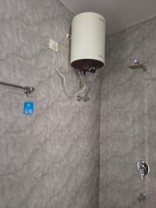 Bathroom Image of 1600 Sq.ft 2.5 BHK Builder Floor for rent in Sector 37 Chandigarh for Rs. 50000