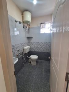 Bathroom Image of 850 Sq.ft 2 BHK Builder Floor for rent in Arakere Bengaluru for Rs. 24000