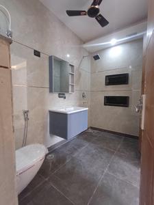 Bathroom Image of 2300 Sq.ft 4 BHK Builder Floor for rent in Ashoka Residency, Sector 34 Faridabad for Rs. 40000