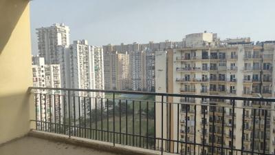 Balcony Image of 2020 Sq.ft 3.5 BHK Apartment / Flat for sale in Maxblis Grand Kingston, Sector 75 Noida for Rs. 33000000
