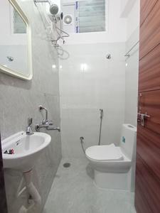 Bathroom Image of 650 Sq.ft 1 BHK Apartment / Flat for rent in Madhapur Hyderabad for Rs. 25500
