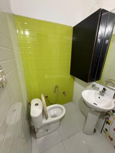 Bathroom Image of 1800 Sq.ft 2 BHK Builder Floor for rent in Bhai Randhir Singh Nagar Ludhiana for Rs. 30000