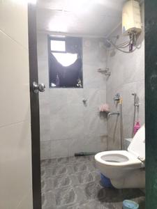 Common Bathroom Image of 1120 Sq.ft 2 BHK Apartment / Flat for sale in K Raheja Sterling Tower 1, Mohammed Wadi Pune for Rs. 8300000