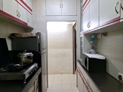 Kitchen Image of 812 Sq.ft 3 BHK Apartment / Flat for sale in Kalbadevi Mumbai for Rs. 25500000