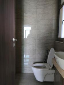 Common Bathroom Image of 1100 Sq.ft 2 BHK Apartment / Flat for sale in Sheth Auris Serenity, Malad West Mumbai for Rs. 30000000