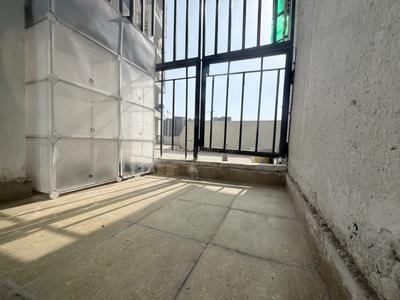 Balcony Image of 600 Sq.ft 1 BHK Apartment / Flat for rent in Noida Extension Greater Noida for Rs. 22000