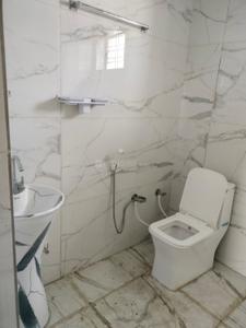 Bathroom Image of 1200 Sq.ft 2 BHK Builder Floor for rent in Panditwari Dehradun for Rs. 16000