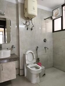 Bedroom Three Image of 2600 Sq.ft 3.5 BHK Apartment / Flat for rent in Alaknanda Society, Sector 56 Gurgaon for Rs. 65000