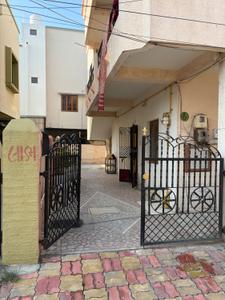 Image of 2000 Sq.ft 3 BHK Duplex for rent in Manjalpur, Vadodara for Rs. 12000