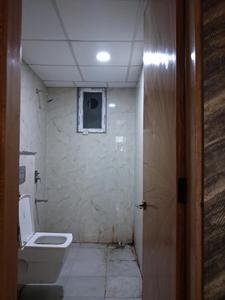 Common Bathroom Image of 1100 Sq.ft 2 BHK Apartment / Flat for sale in Capital Hometech Homes, Sector 51 Noida for Rs. 6000000