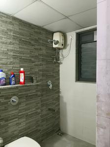 Common Bathroom Image of 600 Sq.ft 1.5 BHK Apartment / Flat for sale in Lodha Lakeshore Greens by Lodha Group, Palava Phase 2 Thane for Rs. 3500000