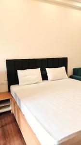 Bedroom Image of 1500 Sq.ft 1 RK Builder Floor for rent in Sector 41 Gurgaon for Rs. 26000