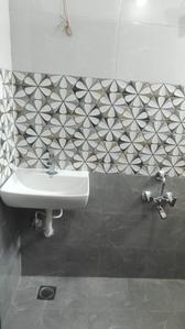 Bathroom Image of 870 Sq.ft 2 BHK Apartment / Flat for sale in Thirumudivakkam Chennai for Rs. 5002500