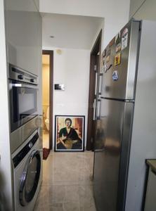 Kitchen Image of 650 Sq.ft 1 BHK Apartment / Flat for sale in Hiranandani Regent Hill A B C D And E Wing, Powai Mumbai for Rs. 19000000