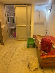 Bedroom Image of 900 Sq.ft 2 BHK Builder Floor for rent in Ashok Nagar New Delhi for Rs. 36000