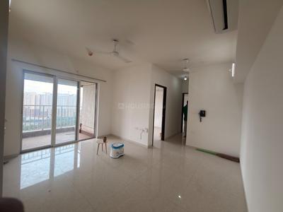 Living Room Image of 950 Sq.ft 2 BHK Apartment / Flat for rent in Lodha Amara, Kolshet Thane for Rs. 43000