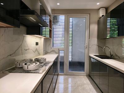 Kitchen Image of 2411 Sq.ft 3.5 BHK Apartment / Flat for sale in Raheja Atlantis, Sector 31 Gurgaon for Rs. 47500000