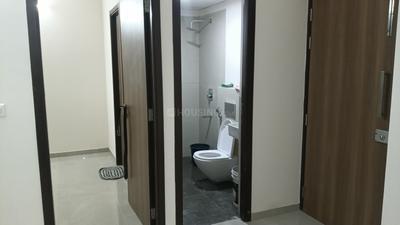 Bathroom Image of 350 Sq.ft 1 BHK Apartment / Flat for rent in Piramal Vaikunth, Thane West Thane for Rs. 26000