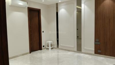 Bedroom Image of 2700 Sq.ft 4 BHK Builder Floor for sale in Kalkaji New Delhi for Rs. 75000000
