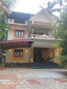 Image of 2300 Sq.ft 4 BHK Independent House for sale in Mannuthy, Thrissur for Rs. 6400000