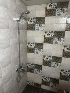 Bathroom Image of 806 Sq.ft 2 BHK Apartment / Flat for rent in Mahindra Happinest Tathawade, Tathawade Pune for Rs. 35000