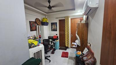 Bedroom Image of 1500 Sq.ft 3 BHK Builder Floor for sale in Sector 104 Noida for Rs. 8500000
