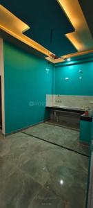 Hall Image of 800 Sq.ft 2 BHK Independent House for rent in Devlok Apartment, Roberts Lines Lucknow for Rs. 9500