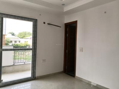 Bedroom Image of 750 Sq.ft 3 BHK Apartment / Flat for sale in Signature Global Golf Green, Sector 79 Gurgaon for Rs. 7600000