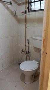 SpaghettiComplex Bathroom Two 4