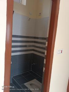 Bathroom Image of 650 Sq.ft 2 BHK Independent House for rent in Serilingampally Hyderabad for Rs. 21000