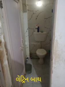 Bathroom Image of 280 Sq.ft 1 BHK Apartment / Flat for sale in Vaidya Navin Towers, Bhagwatipara Rajkot for Rs. 1120000