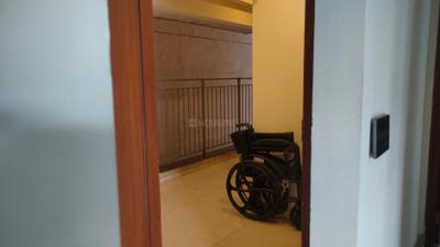 Image of 700 Sq.ft 1 BHK Apartment / Flat for sale in Amanora Neo Towers, Hadapsar, Pune for Rs. 8600000