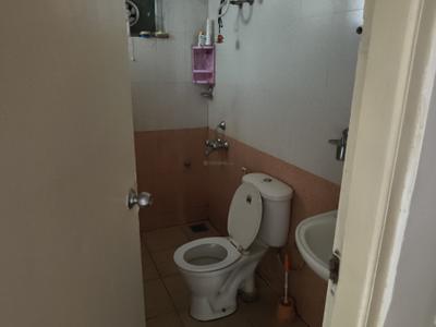 Image of 1800 Sq.ft 3 BHK Apartment / Flat for rent in Udumbunthala Dhanalakshmi Ocean Park, Payyambalam, Kannur for Rs. 30000