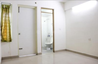 Bedroom Image of 1100 Sq.ft 2 BHK Apartment / Flat for sale in Maradu Kochi for Rs. 4400000