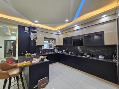 Kitchen Image of 2153 Sq.ft 6 BHK Independent House for sale in Sector 71 Noida for Rs. 70000000