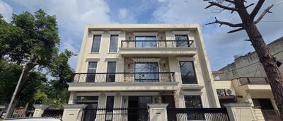 Image of 5500 Sq.ft 5 BHK Independent House for sale in Sector 37, Chandigarh for Rs. 180000000