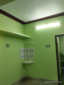 Bedroom Image of 1300 Sq.ft 2 BHK Independent House for rent in Ramani Nagar Thanjavur for Rs. 12000