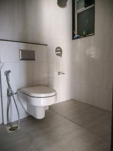 Bathroom Image of 1251 Sq.ft 2.5 BHK Apartment / Flat for sale in Godrej Central, Chembur Mumbai for Rs. 26000000