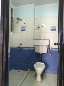 Bedroom Three Image of 2000 Sq.ft 3 BHK Apartment / Flat for rent in Mahagun Mansion Phase 1 and 2, Indirapuram Ghaziabad for Rs. 38500