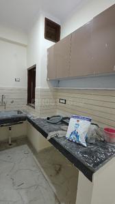 Kitchen Image of 450 Sq.ft 1 BHK Builder Floor for rent in Patparganj New Delhi for Rs. 14000