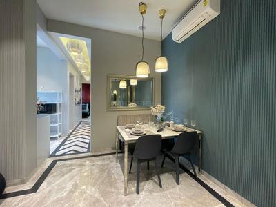 Hall Image of 750 Sq.ft 2 BHK Apartment / Flat for sale in Grant Road Mumbai for Rs. 26900000