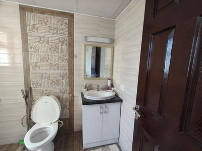 Bathroom Image of 1700 Sq.ft 3 BHK Apartment / Flat for sale in Sobha Iris, Bellandur Bengaluru for Rs. 28500000