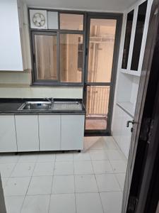 Kitchen Image of 1350 Sq.ft 3 BHK Apartment / Flat for sale in Unitech Uniworld Gardens 2, Sector 47 Gurgaon for Rs. 20600000