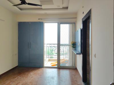 Bedroom Image of 910 Sq.ft 2.5 BHK Apartment / Flat for rent in Prateek Grand City, Siddharth Vihar Ghaziabad for Rs. 25800