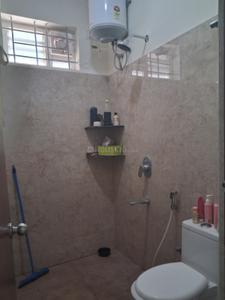 Bathroom Image of 1200 Sq.ft 2 BHK Apartment / Flat for rent in Kasturi Nagar Bengaluru for Rs. 38000