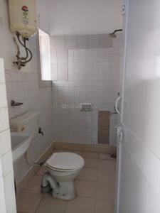 Image of 1200 Sq.ft 3 BHK Apartment / Flat for rent in Sahyog Apartment, Mayur Vihar Phase 1, New Delhi for Rs. 45000