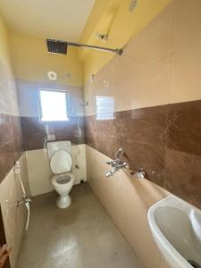 Bathroom Image of 980 Sq.ft 2 BHK Apartment / Flat for sale in New Town Kolkata for Rs. 7200000
