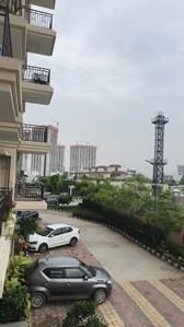 Image of 725 Sq.ft 2 BHK Apartment / Flat for sale in Signature Global Prime, Sector 63, Gurgaon for Rs. 13500000
