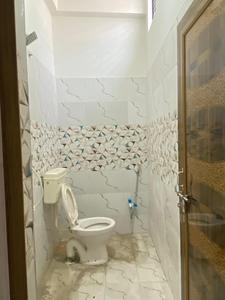 Bathroom Image of 1500 Sq.ft 2 BHK Apartment / Flat for rent in Susuwahi Varanasi for Rs. 7800